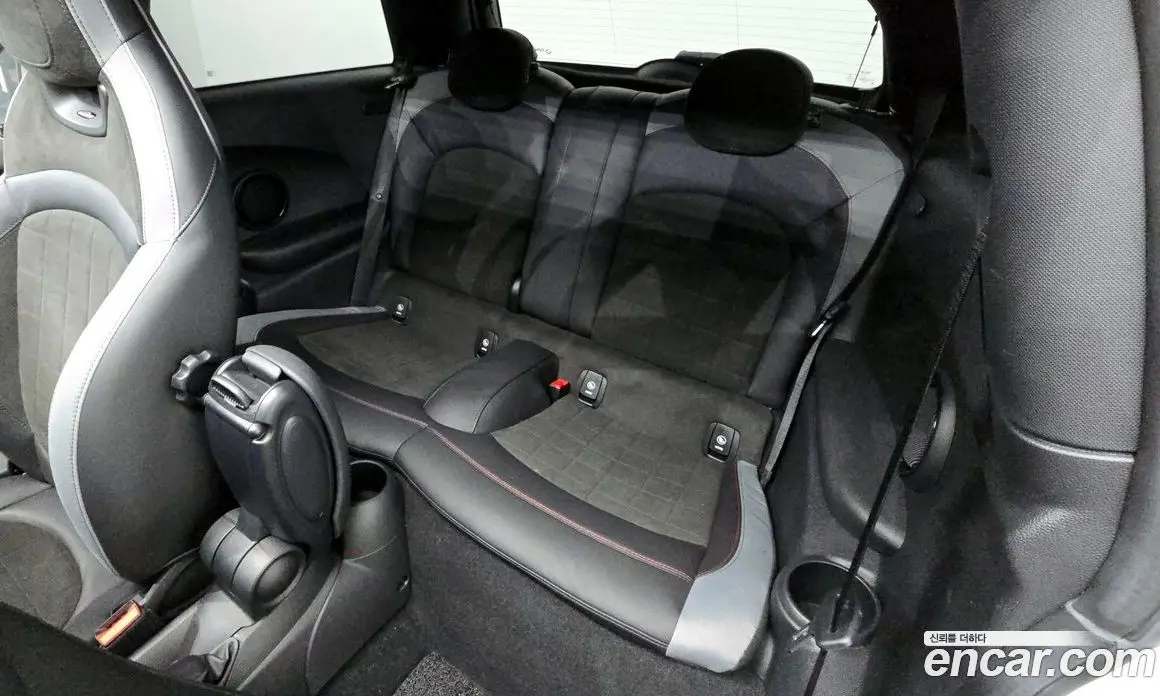 Mini Cooper 2022 2.0 автомат (гидро), фото 18