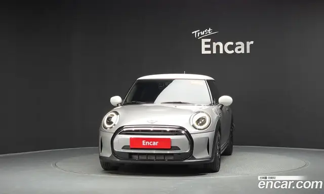 Mini Cooper 2024 1.5 автомат (гидро), миниатюра 2
