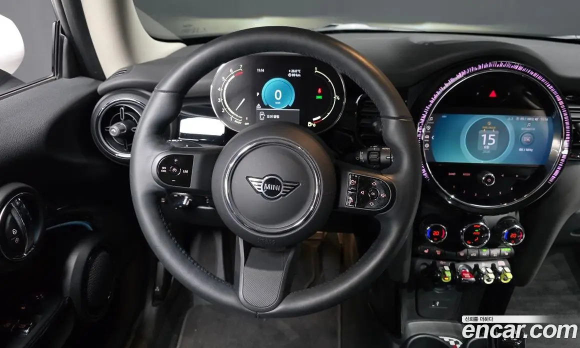Mini Cooper 2024 1.5 автомат (гидро), фото 18