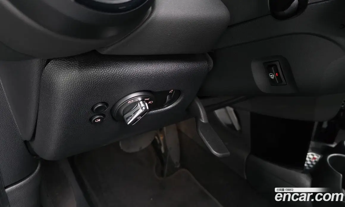 Mini Cooper 2024 1.5 автомат (гидро), фото 19