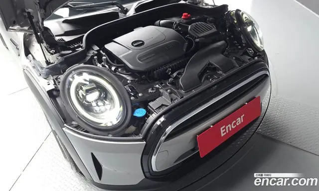Mini Cooper 2024 1.5 автомат (гидро), миниатюра 5