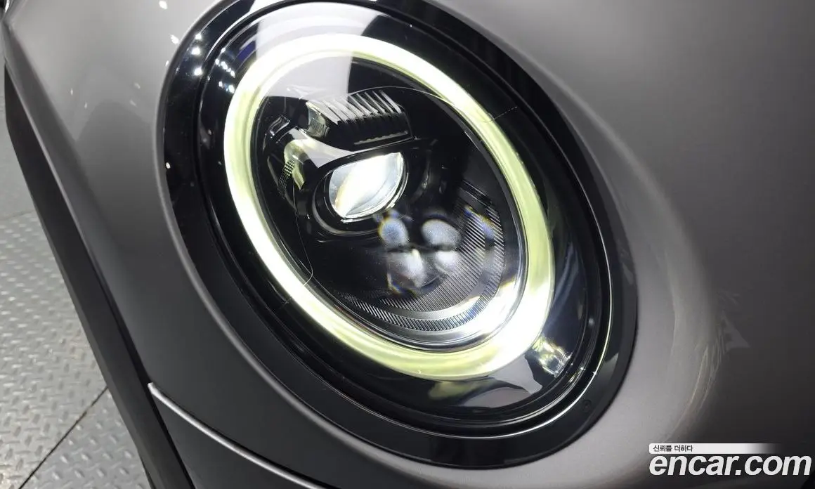 Mini Cooper 2024 1.5 автомат (гидро), фото 7