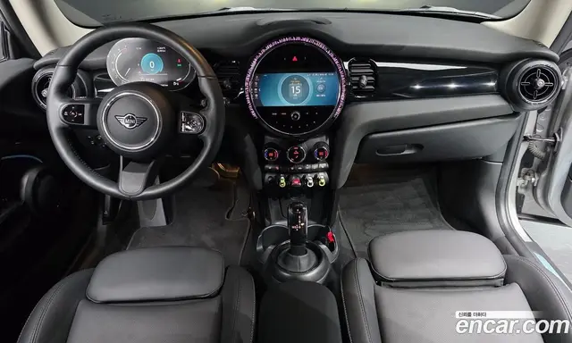 Mini Cooper 2024 1.5 автомат (гидро), миниатюра 9