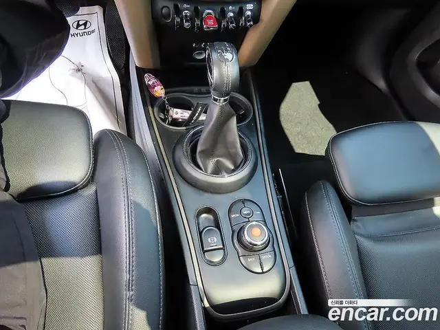 Mini Countryman 2018 2.0 автомат (гидро), миниатюра 10