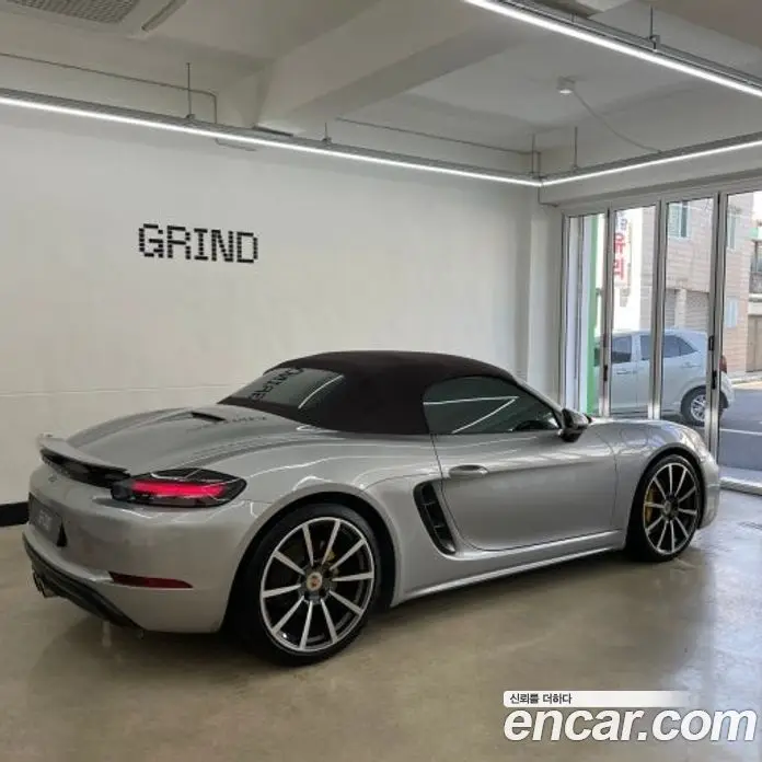 Porsche 718 2018 2.0 автомат (гидро), фото 8