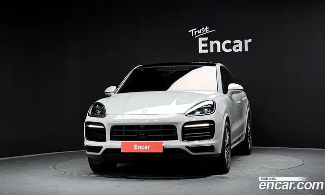 Porsche Cayenne 2023 3.0 автомат (гидро), миниатюра 3