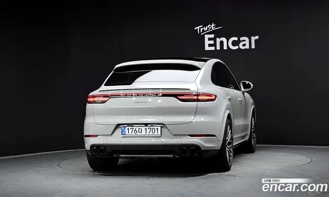 Porsche Cayenne 2023 3.0 автомат (гидро), миниатюра 4