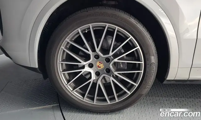 Porsche Cayenne 2023 3.0 автомат (гидро), миниатюра 5