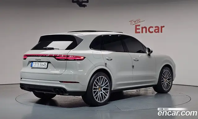 Porsche Cayenne, 2023, 24 210 км