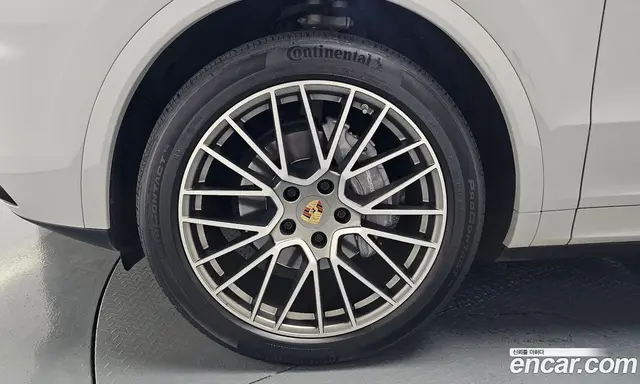 Porsche Cayenne 2023 3.0 автомат (гидро), миниатюра 4