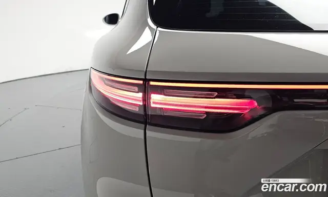 Porsche Cayenne 2023 3.0 автомат (гидро), миниатюра 8