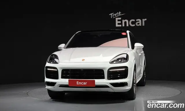 Porsche Cayenne 2023 3.0 автомат (гидро), миниатюра 2