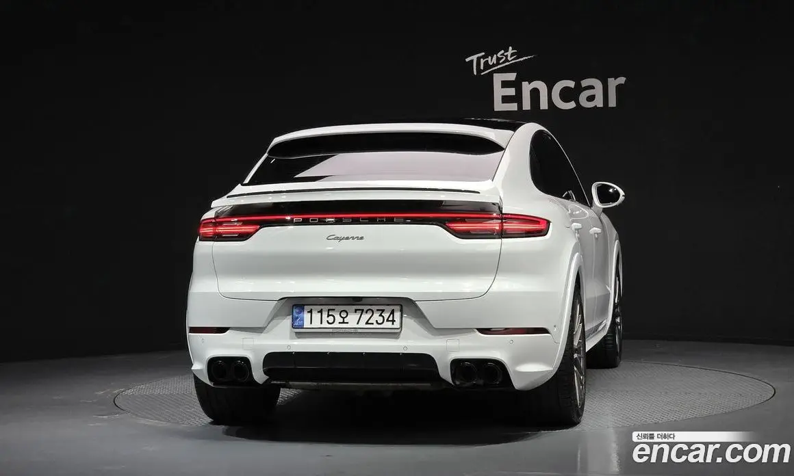 Porsche Cayenne 2023 3.0 автомат (гидро), фото 4