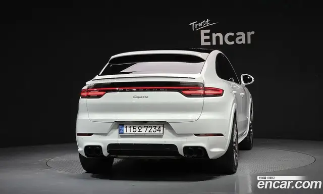 Porsche Cayenne 2023 3.0 автомат (гидро), миниатюра 4