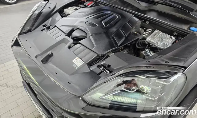 Porsche Cayenne 2024 3.0 автомат (гидро), миниатюра 6
