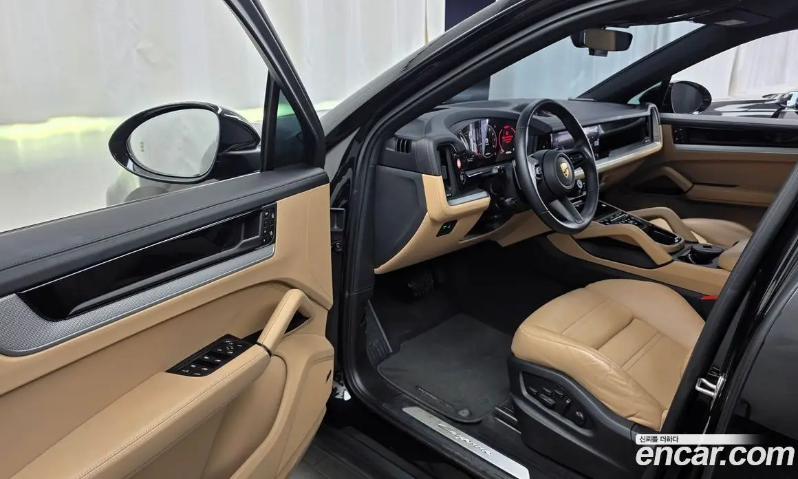 Porsche Cayenne 2024 3.0 автомат (гидро), фото 10