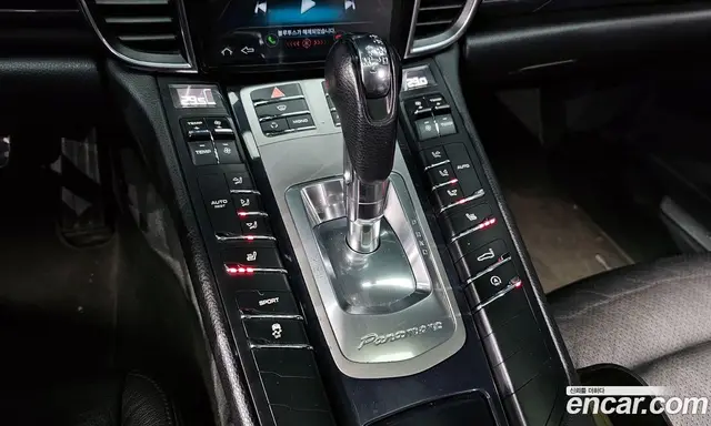 Porsche Panamera 2012 3.0 автомат (гидро), миниатюра 9