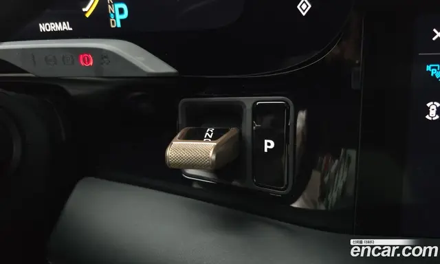 Porsche Taycan 2021 0.1 автомат (гидро), миниатюра 12