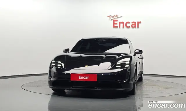 Porsche Taycan 2021 0.1 автомат (гидро), миниатюра 3