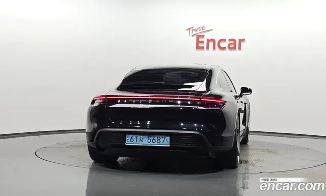 Porsche Taycan 2021 0.1 автомат (гидро), миниатюра 4