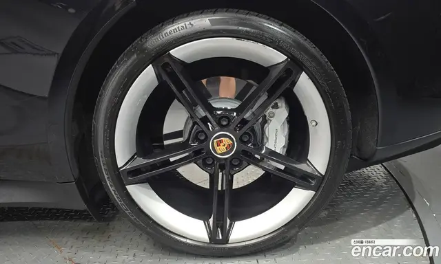 Porsche Taycan 2021 0.1 автомат (гидро), миниатюра 7