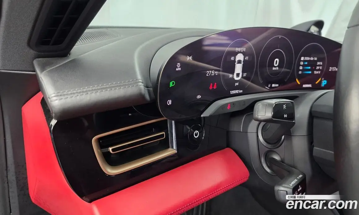 Porsche Taycan 2021 0.1 автомат (гидро), фото 23