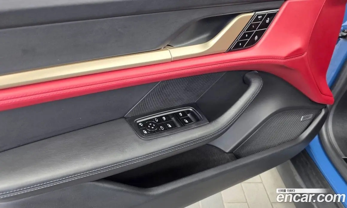 Porsche Taycan 2021 0.1 автомат (гидро), фото 35