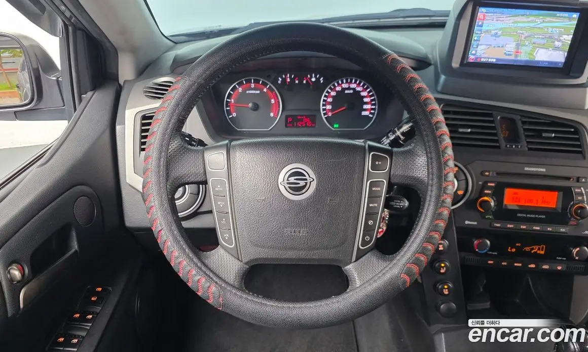 SsangYong Korando 2013 2.0 автомат (гидро), фото 13