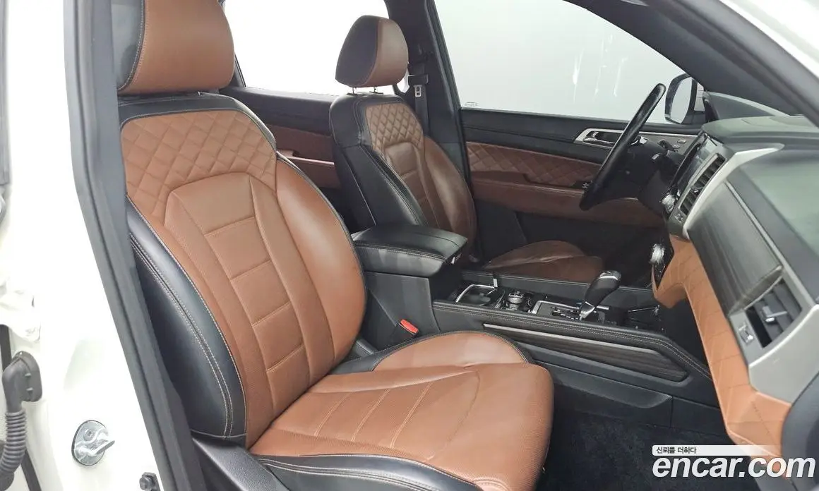 SsangYong Rexton 2017 2.2 автомат (гидро), фото 16