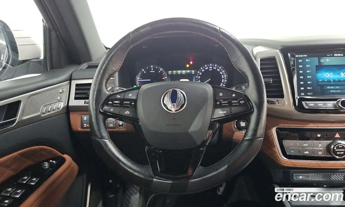 SsangYong Rexton 2017 2.2 автомат (гидро), фото 18