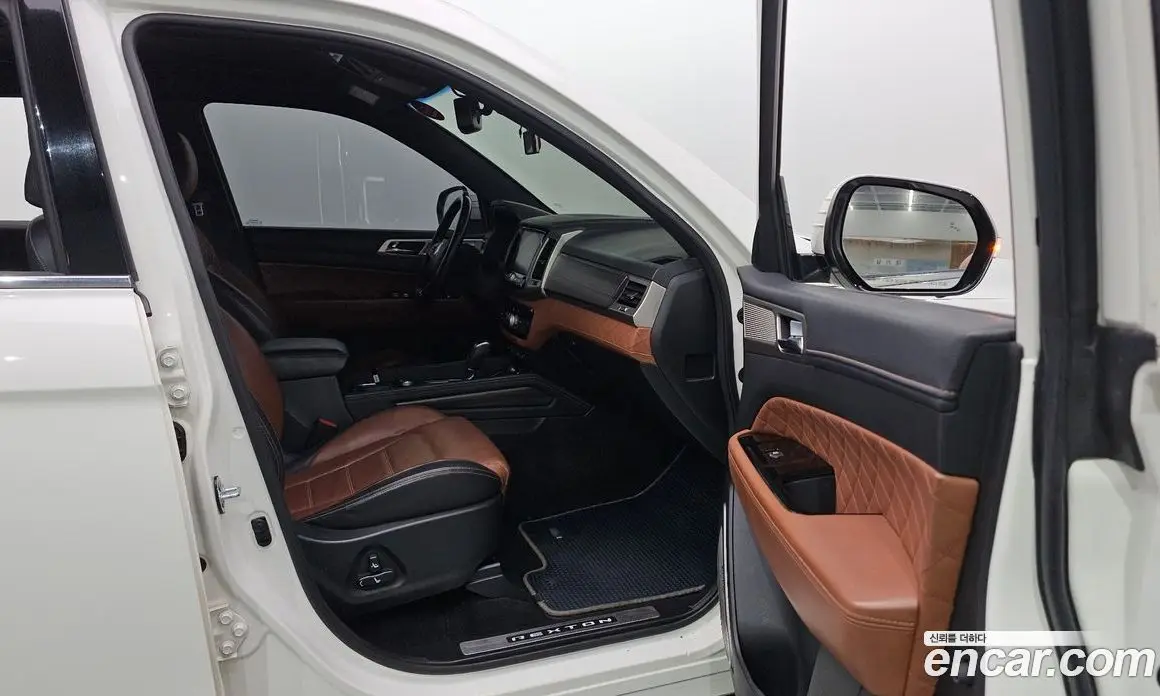 SsangYong Rexton 2017 2.2 автомат (гидро), фото 24