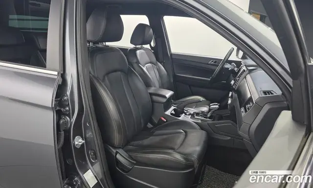SsangYong Rexton 2019 2.2 автомат (гидро), миниатюра 12