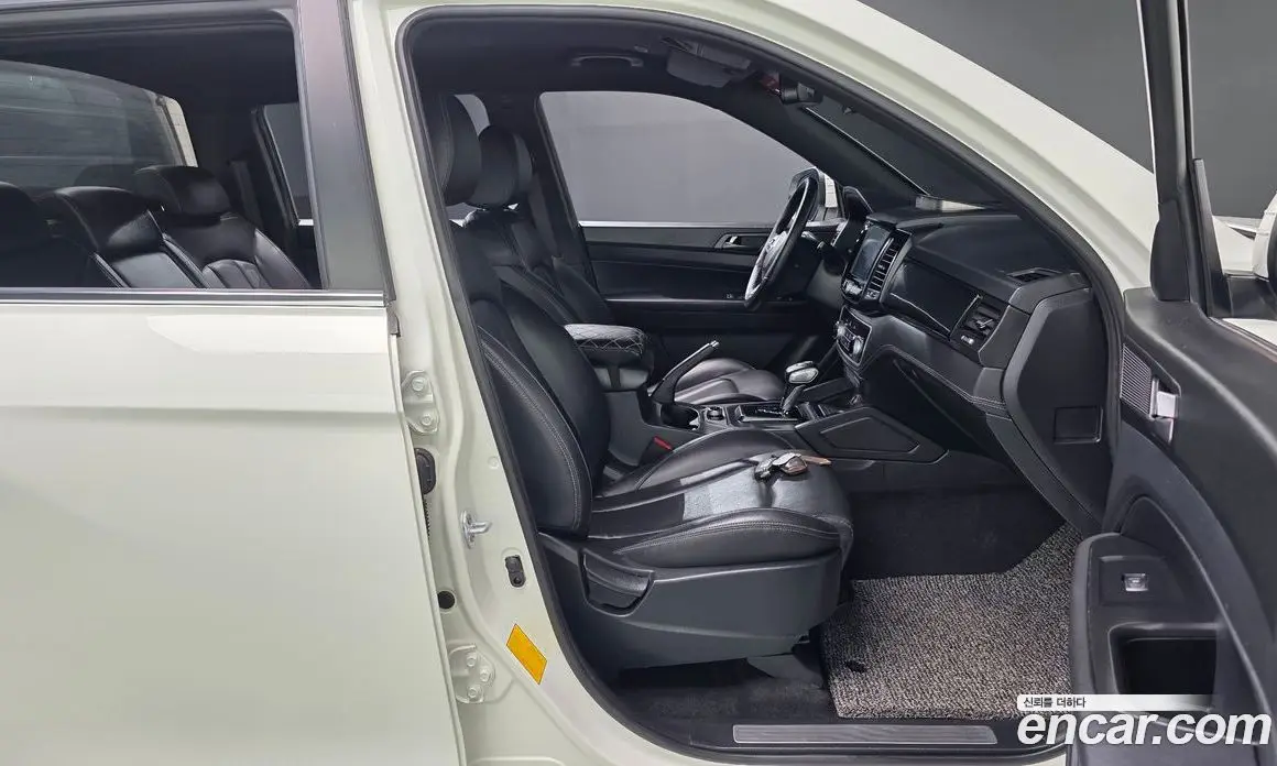 SsangYong Rexton 2020 2.2 автомат (гидро), фото 16