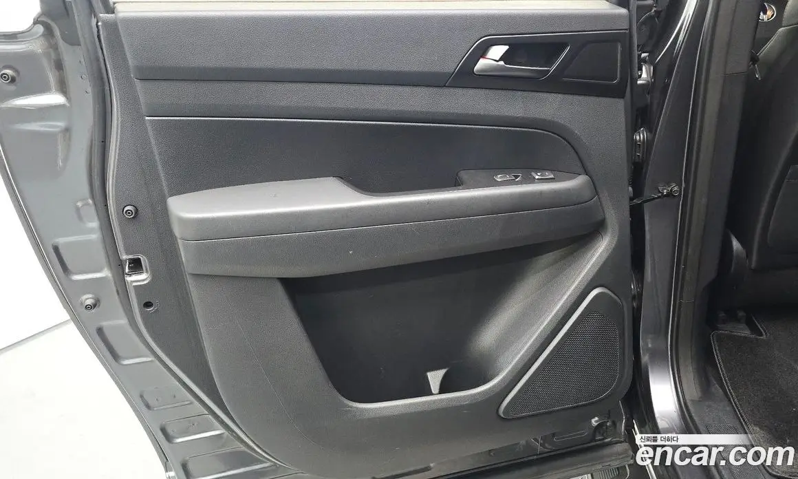 SsangYong Rexton 2020 2.2 автомат (гидро), фото 15