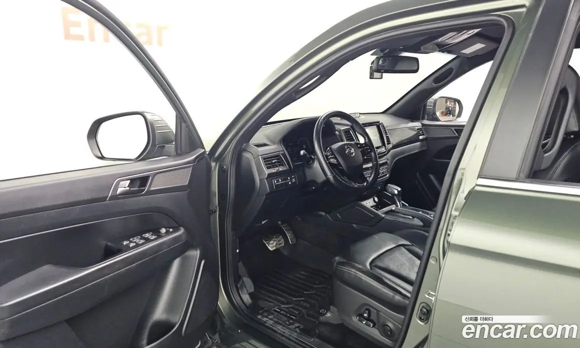 SsangYong Rexton 2022 2.2 автомат (гидро), фото 13