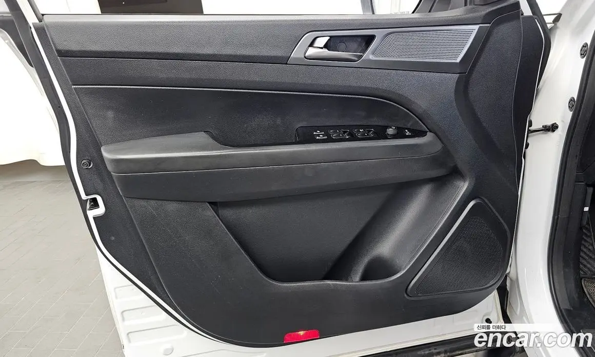 SsangYong Rexton 2024 2.2 автомат (гидро), фото 14