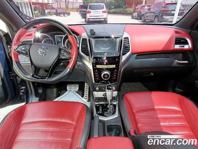 SsangYong TIBOLI 2015 1.6 автомат (гидро), миниатюра 7