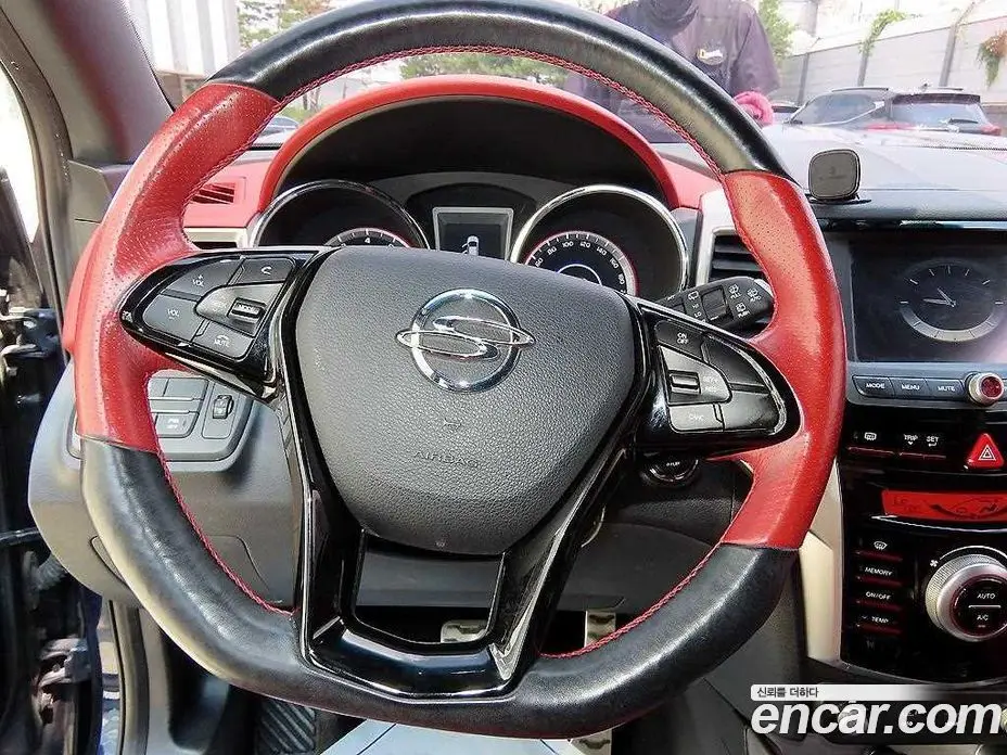 SsangYong TIBOLI 2015 1.6 автомат (гидро), фото 8