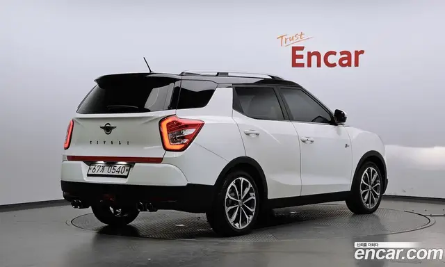 SsangYong TIBOLI 2016 1.6 автомат (гидро), миниатюра 2