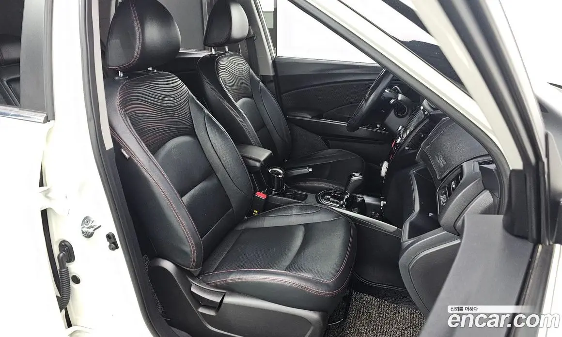 SsangYong TIBOLI 2016 1.6 автомат (гидро), фото 12