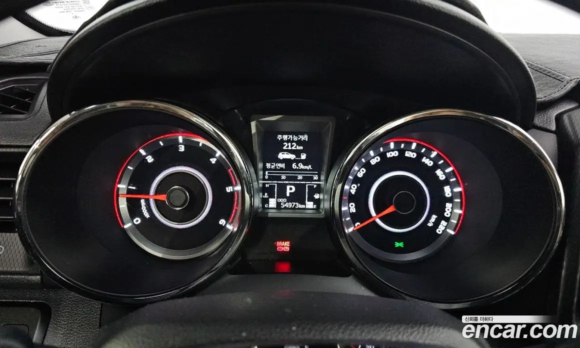 SsangYong TIBOLI 2016 1.6 автомат (гидро), фото 8