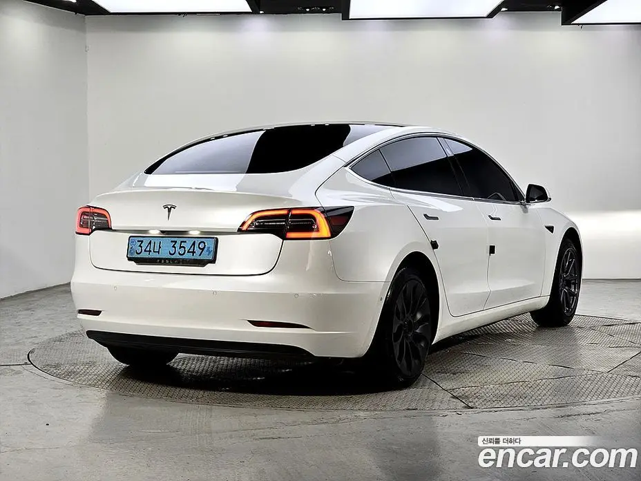Tesla Model 3 2020 0.1 автомат (гидро), фото 3 Tesla Model 3 2020 0.1 автомат (гидро), фото 3