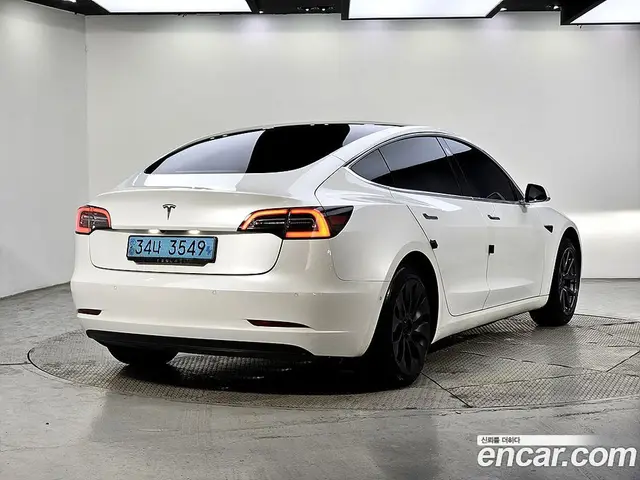 Tesla Model 3 2020 0.1 автомат (гидро), миниатюра 3 Tesla Model 3 2020 0.1 автомат (гидро), миниатюра 3