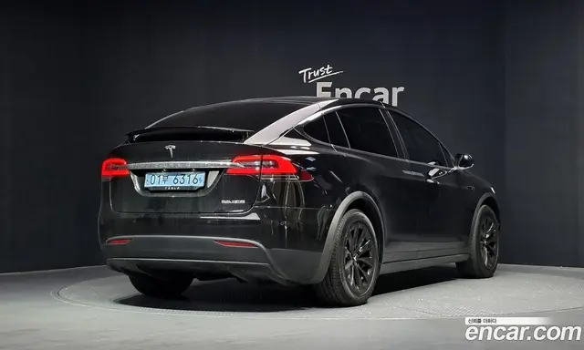 Tesla Model X 2020 0.3 автомат (гидро), миниатюра 2