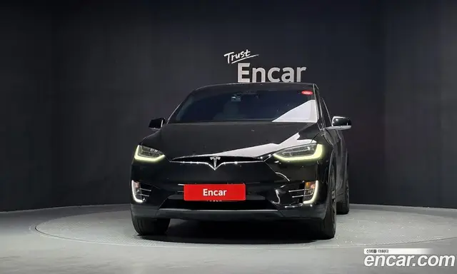 Tesla Model X 2020 0.3 автомат (гидро), миниатюра 3