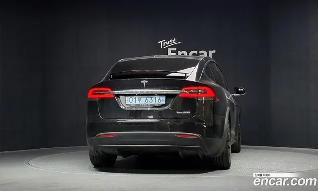 Tesla Model X 2020 0.3 автомат (гидро), миниатюра 4