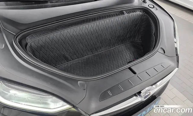 Tesla Model X 2020 0.3 автомат (гидро), миниатюра 6
