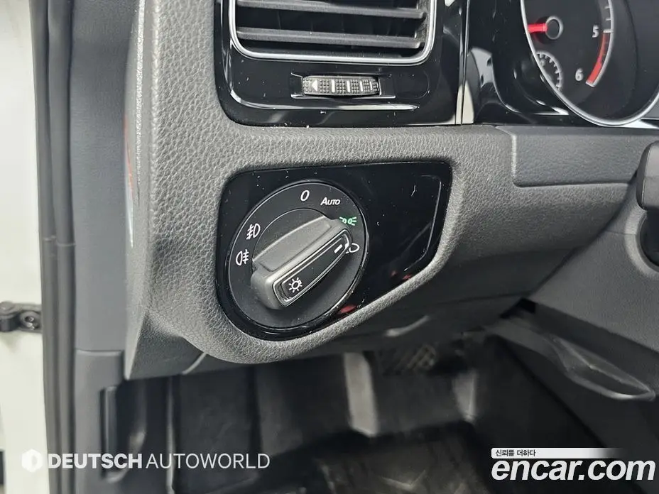 Volkswagen Golf 2015 2.0 автомат (гидро), фото 16