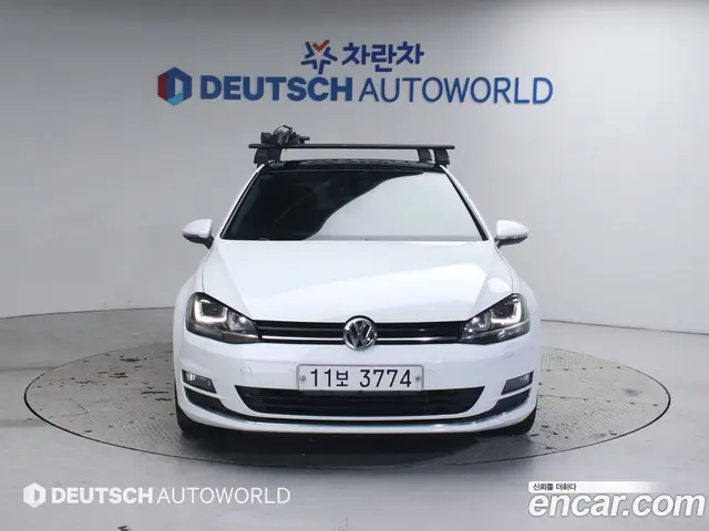 Volkswagen Golf 2015 2.0 автомат (гидро), миниатюра 3