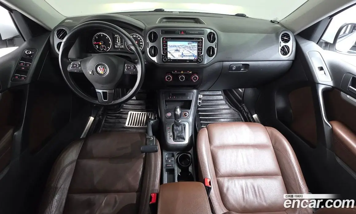 Volkswagen Tiguan 2014 2.0 автомат (гидро), фото 7